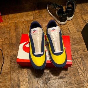 Men’s Nike Air Tailwind 79. Size 9